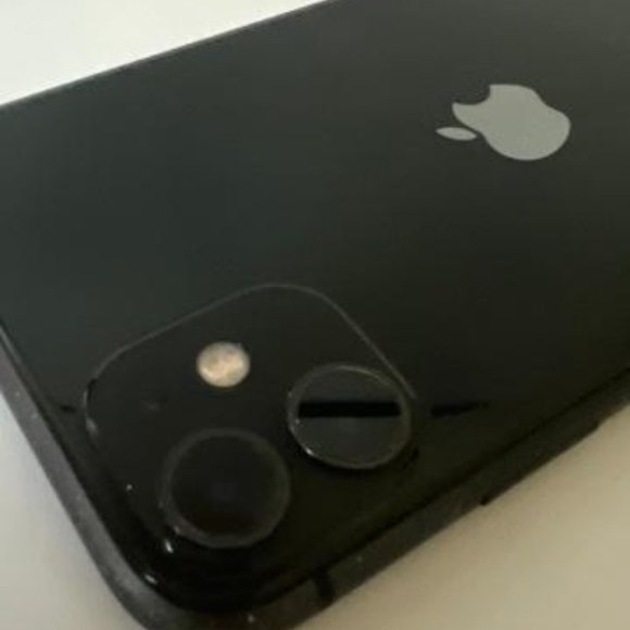 IPHONE 11 64GB BLACK UNLOCKED GOOD CONDITION - Picture 10 of 13